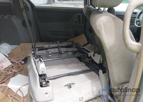 2005 Toyota Sienna Le из США, поврежденный, VIN 5TDBA23C15S033939